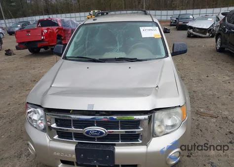 2011 Ford Escape Xlt from USA, damaged, VIN 1FMCU0D78BKB09527